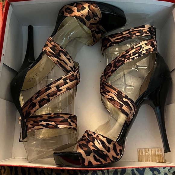 Guess Sabin size 10 leopard print satin platform gladiator heels NIB - Picture 12 of 13